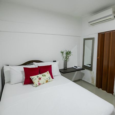 Hospedaje Rosa Blanca Cartagena Exterior foto